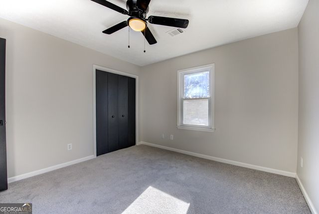 4100 Fox Chase Drive, Loganville, GA 30052