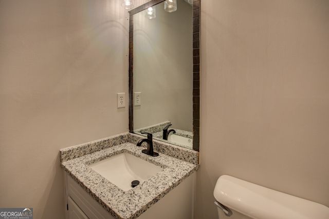 4100 Fox Chase Drive, Loganville, GA 30052