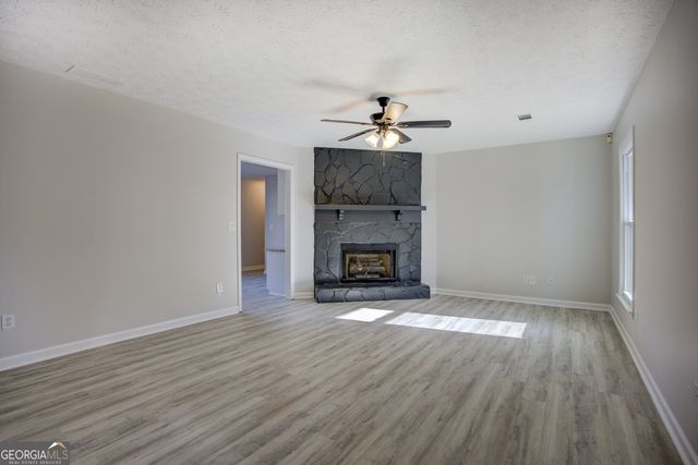 4100 Fox Chase Drive, Loganville, GA 30052