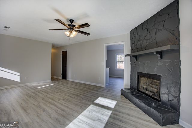 4100 Fox Chase Drive, Loganville, GA 30052