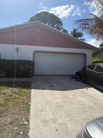 2920 Dorson Way, Delray Beach, FL 33445