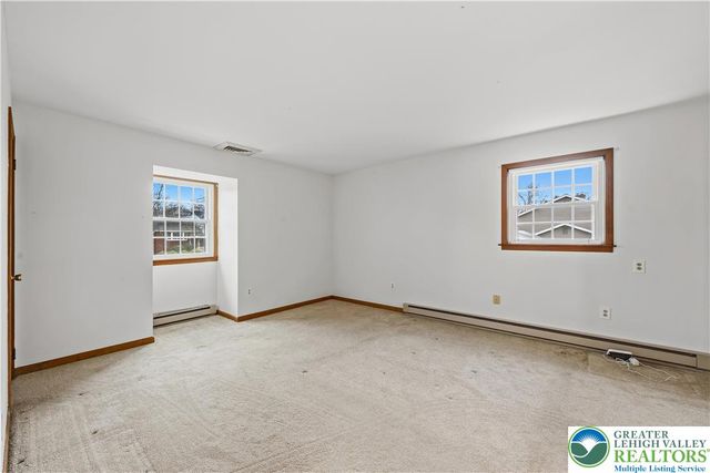 2205 Meadow Lane Drive, Forks Twp, PA 18040