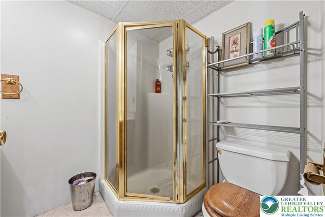 2205 Meadow Lane Drive, Forks Twp, PA 18040