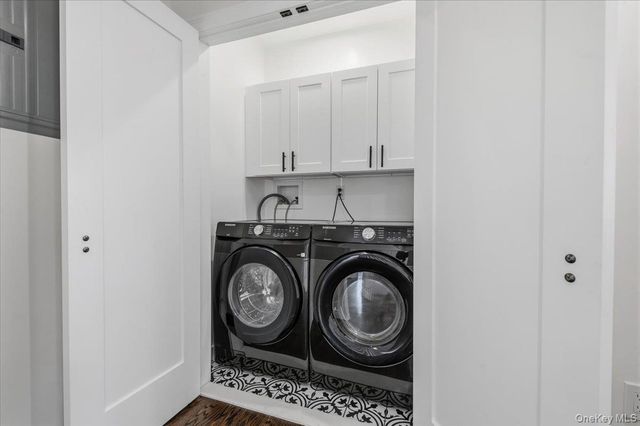 300 Demott Avenue, Rockville Centre, NY 11570