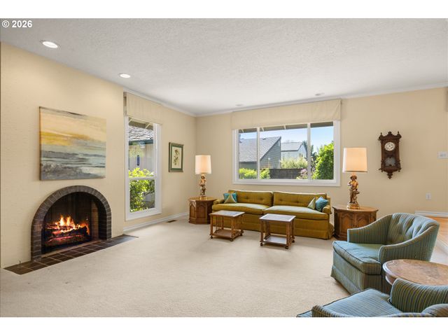 11150 Sw FOOTHILL Dr, Portland, OR 97225