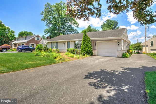 2707 KIMBERLY RD, Lancaster, PA 17603