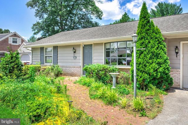 2707 KIMBERLY RD, Lancaster, PA 17603
