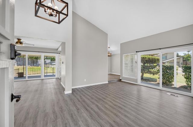 5900 Brittany Way, Citrus Heights, CA 95610