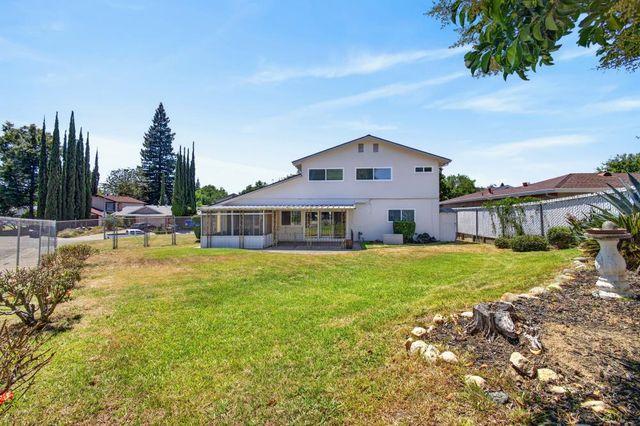 5900 Brittany Way, Citrus Heights, CA 95610