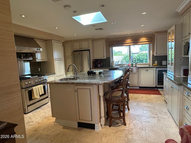 5434 E LINCOLN Drive E 36, Paradise Valley, AZ 85253