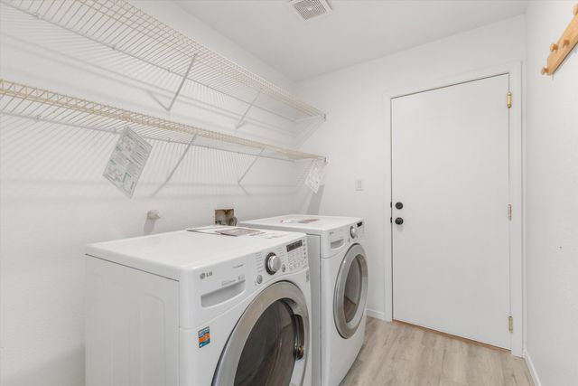 7701 La Brea Street NE, Albuquerque, NM 87113