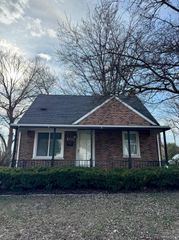 3800 Westpoint Street, Dearborn, MI 48124