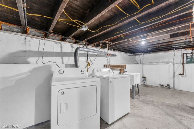 4105 Muriel Avenue, Cleveland, OH 44109