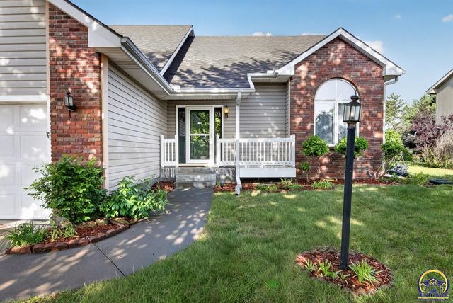 2217 SW Pondview DR, Topeka, KS 66614