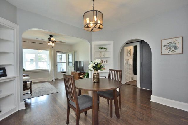 3662 S Ahmedi AVENUE, Saint Francis, WI 53235