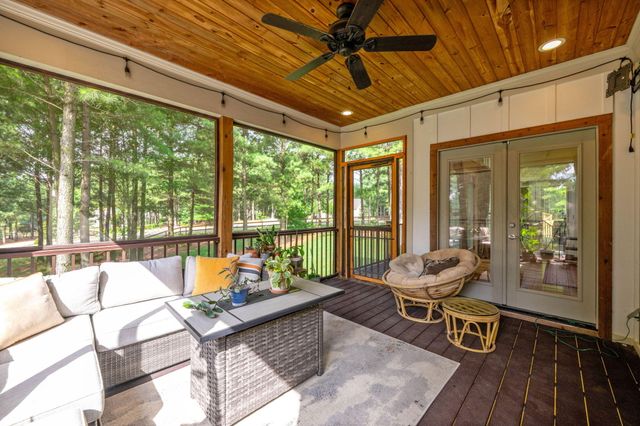 365 Lookout View Drive, Jasper, TN 37347