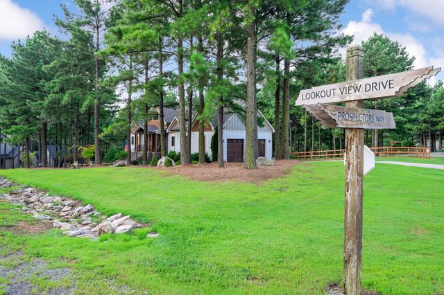 365 Lookout View Drive, Jasper, TN 37347
