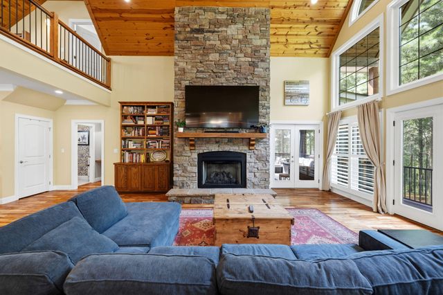 365 Lookout View Drive, Jasper, TN 37347