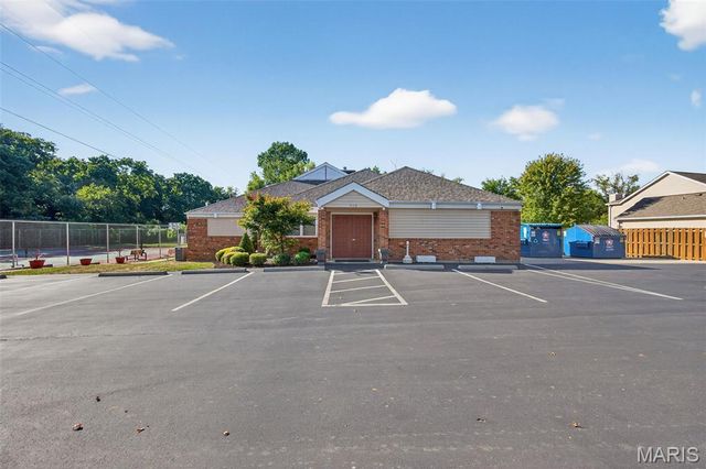 1019 Pocono Trail, Ballwin, MO 63021