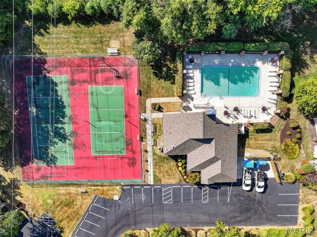 1019 Pocono Trail, Ballwin, MO 63021