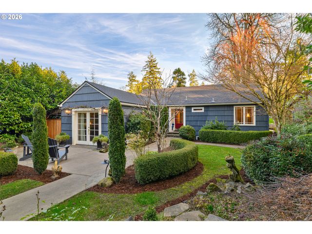 17332 LAKE HAVEN Dr, Lake Oswego, OR 97035