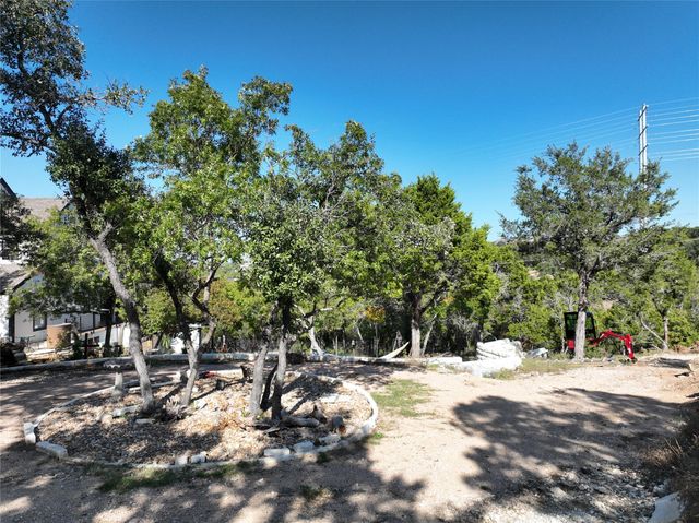 19516 Bee Creek Tavern RD, Spicewood, TX 78669