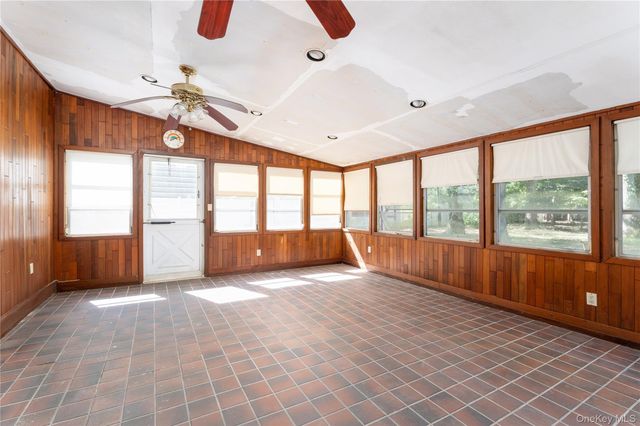 16 Heritage Place S, Nesconset, NY 11767