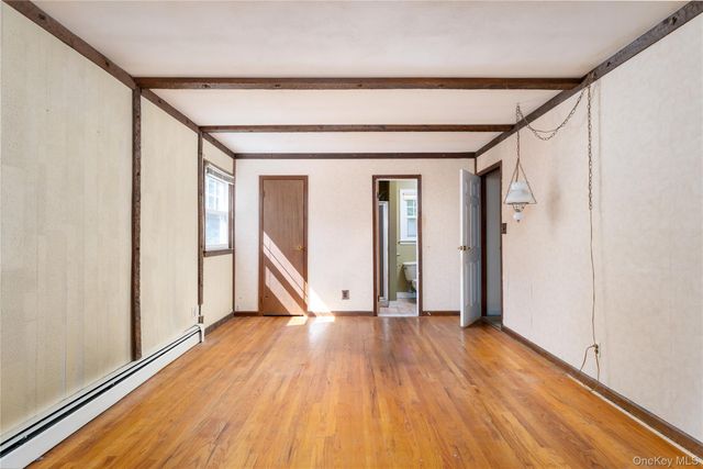 16 Heritage Place S, Nesconset, NY 11767