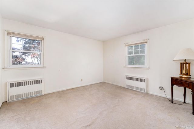 16 Heritage Place S, Nesconset, NY 11767