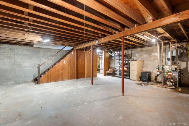 16 Heritage Place S, Nesconset, NY 11767
