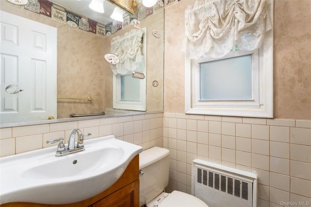 16 Heritage Place S, Nesconset, NY 11767