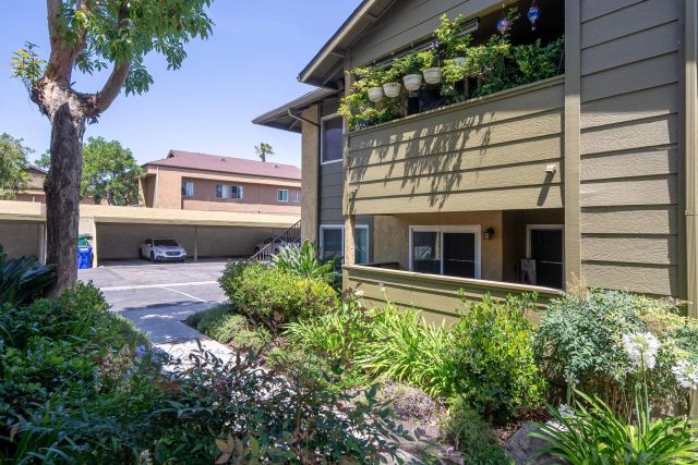 180 Avenida Descanso A, Oceanside, CA 92057