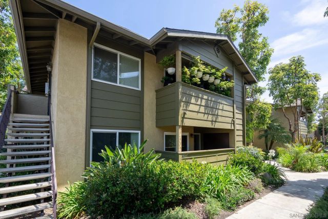 180 Avenida Descanso A, Oceanside, CA 92057