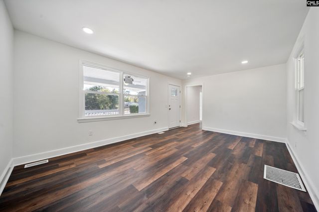 7149 Nancy Ave., Columbia, SC 29223