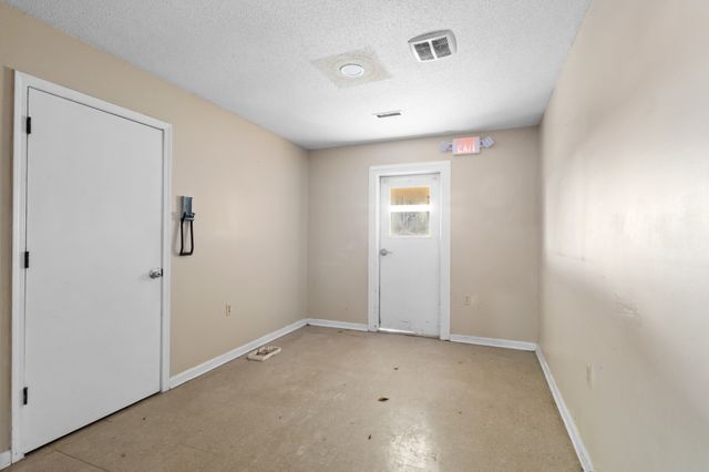 2425 Highway 41A Byp, Clarksville, TN 37043