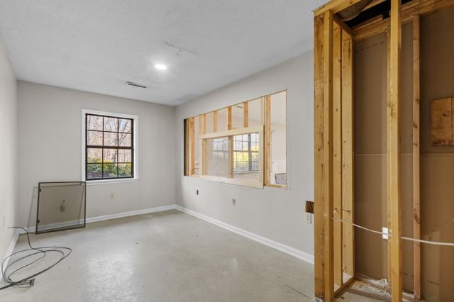 2425 Highway 41A Byp, Clarksville, TN 37043