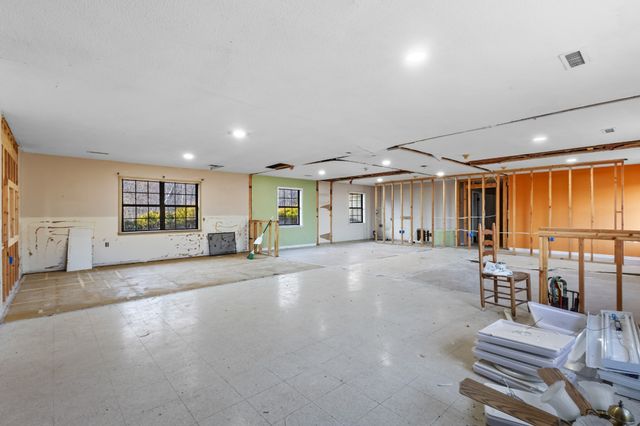 2425 Highway 41A Byp, Clarksville, TN 37043