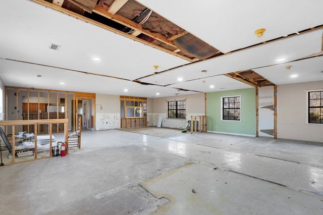 2425 Highway 41A Byp, Clarksville, TN 37043