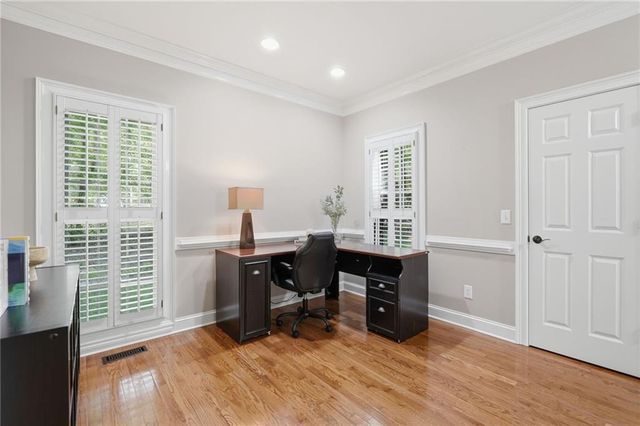 153 York Place, Calhoun, GA 30701