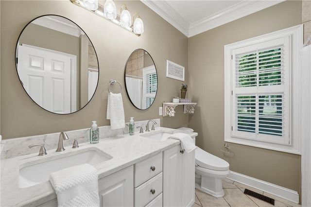 153 York Place, Calhoun, GA 30701