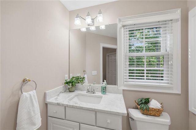 153 York Place, Calhoun, GA 30701