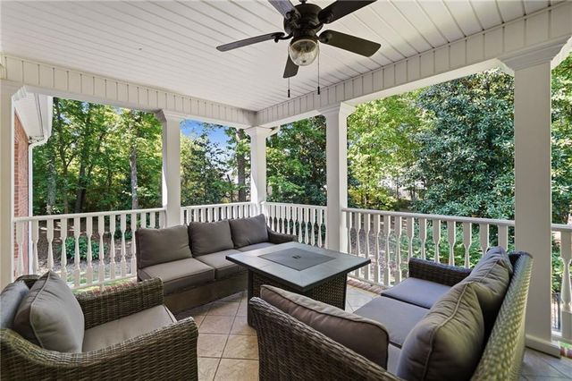 153 York Place, Calhoun, GA 30701