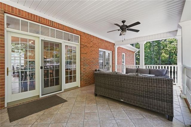 153 York Place, Calhoun, GA 30701