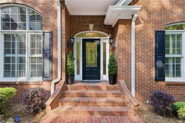 153 York Place, Calhoun, GA 30701