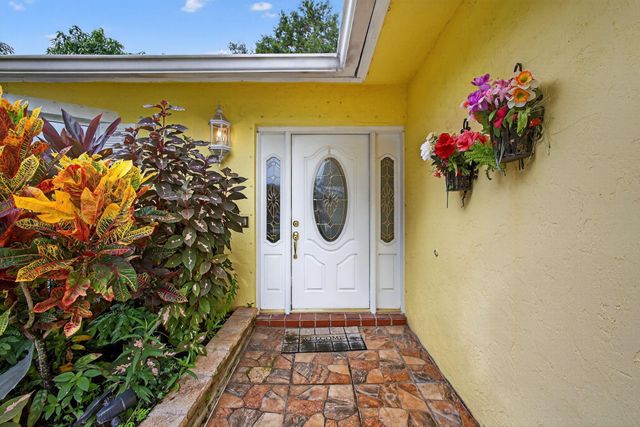 1233 Mystic Way, Wellington, FL 33414