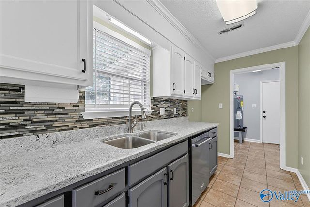 13906 Creely Drive, Huntsville, AL 35803