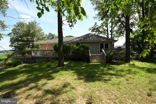 111 JASON CT, Delran, NJ 08075