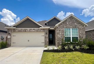 2534 Green Jasper Drive, Iowa Colony, TX 77583