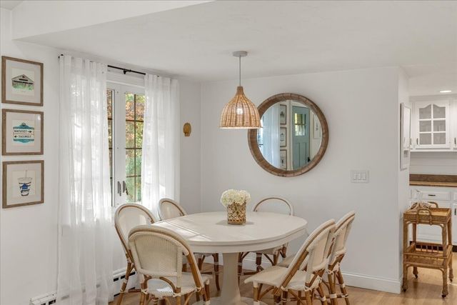 268 Colonel Hunt Dr, Abington, MA 02351