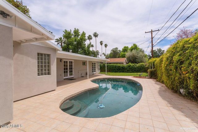 4210 N 34th Place, Phoenix, AZ 85018